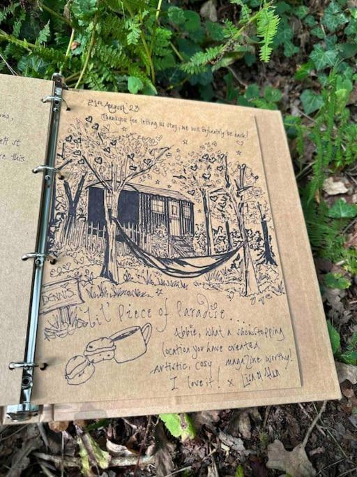 Apartment Cornwall Woodland Shepherd's Hut Deirdres Hut Bodmin